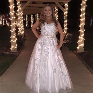 Tony Bowls White & Silver Ballgown